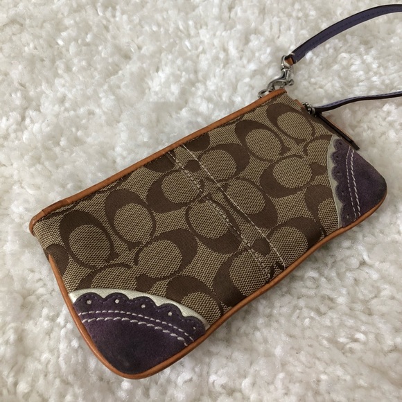 Coach Fish Wristlet - RARE! π - Picture 6 of 7